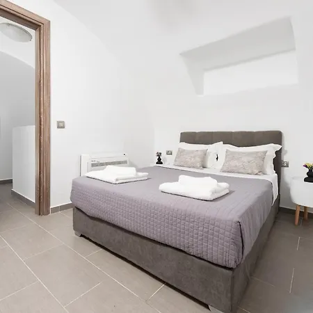 Διαμέρισμα Golden Comfort Suites *